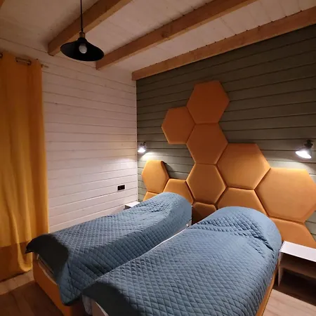 Land Apartment *