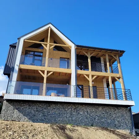 Land Apartment *