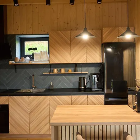 Land Apartment *