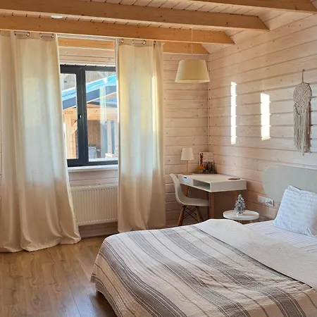 Land Apartment *