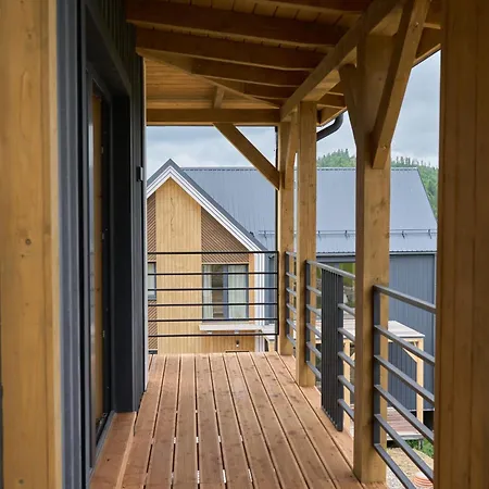 Land Apartman