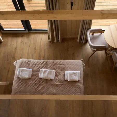 アパート Land バコヴェル