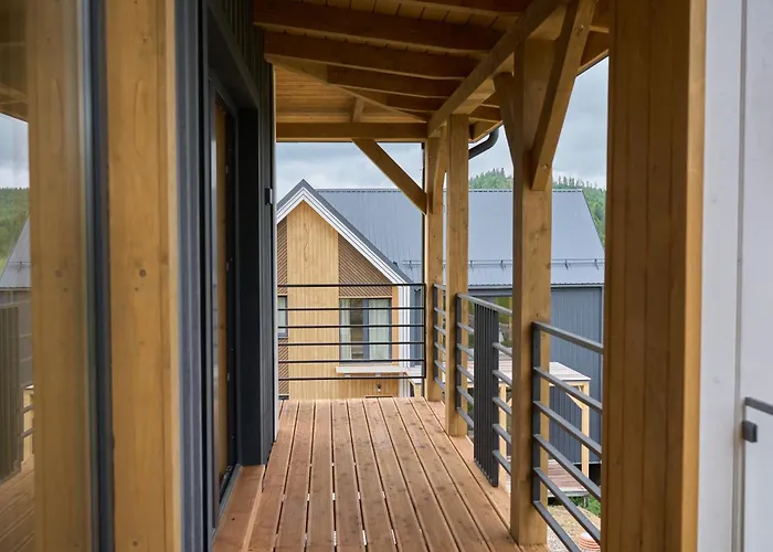 Land Apartman