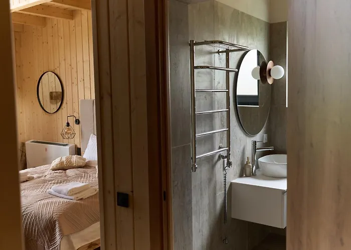 Land *
